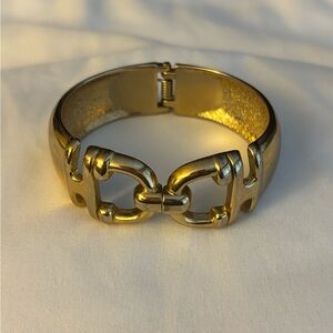 Gold Tone Hinged Link Bracelet Chunky Horsebit Style Statement Cuff